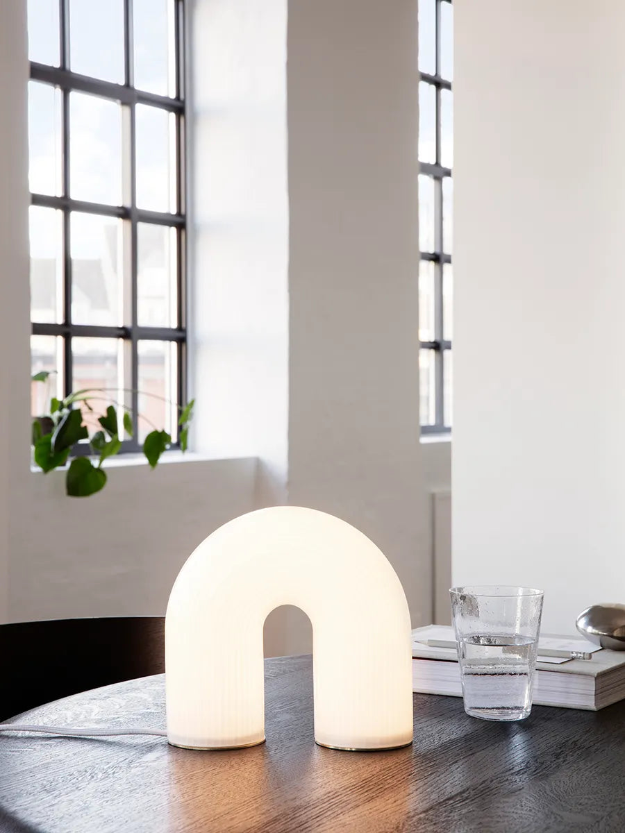 Vuelta bordslampa från Ferm Living - 3 - Jacobsen Plus