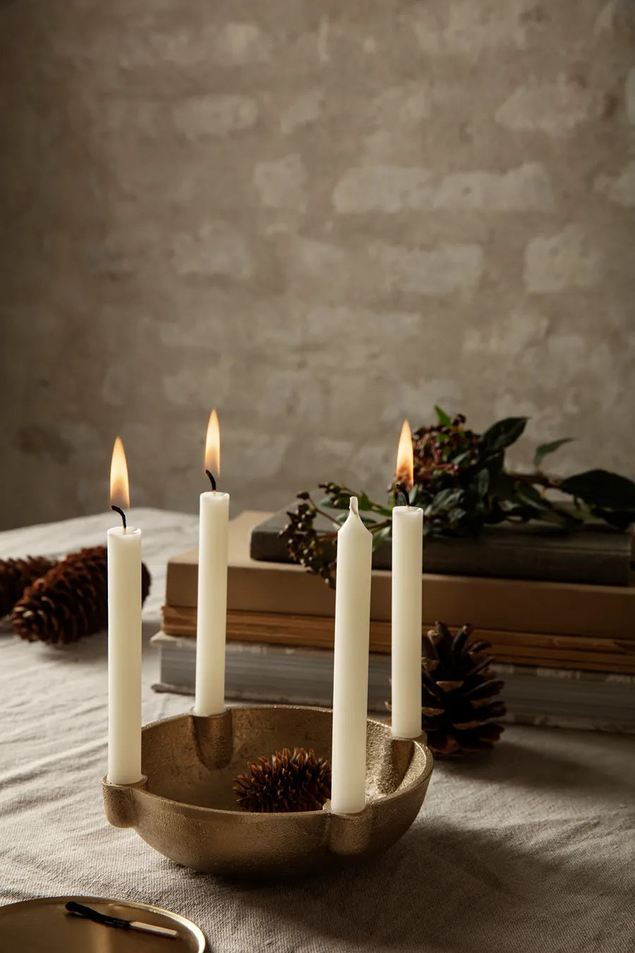 Skål-ljusstake i mässing, liten från Ferm Living - 2 - Jacobsen Plus