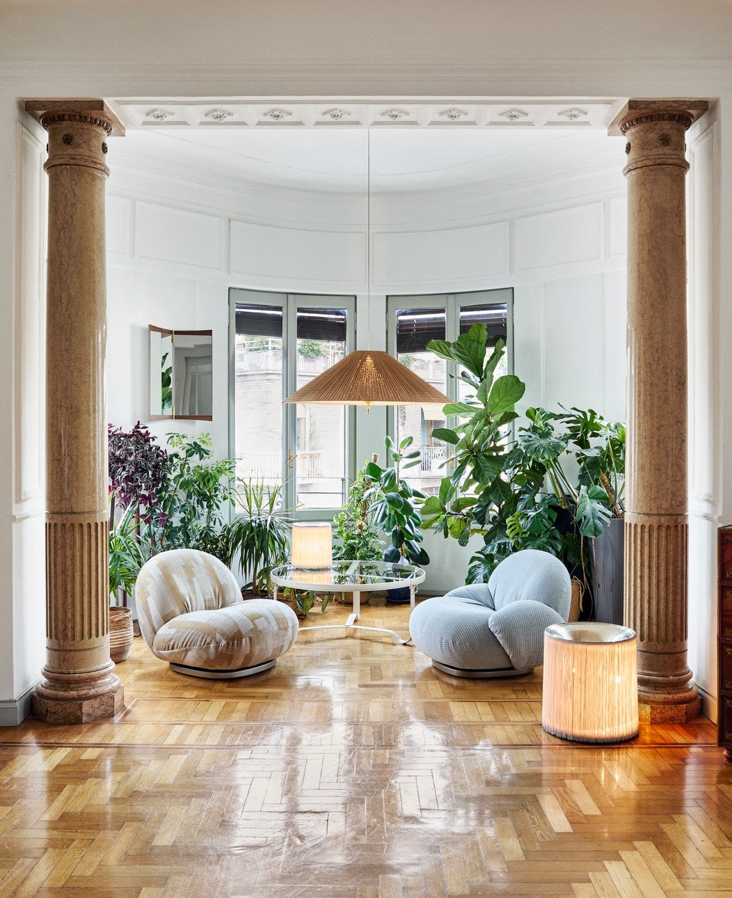 Model 597 Golvlampa från GUBI - 3 - Jacobsen Plus