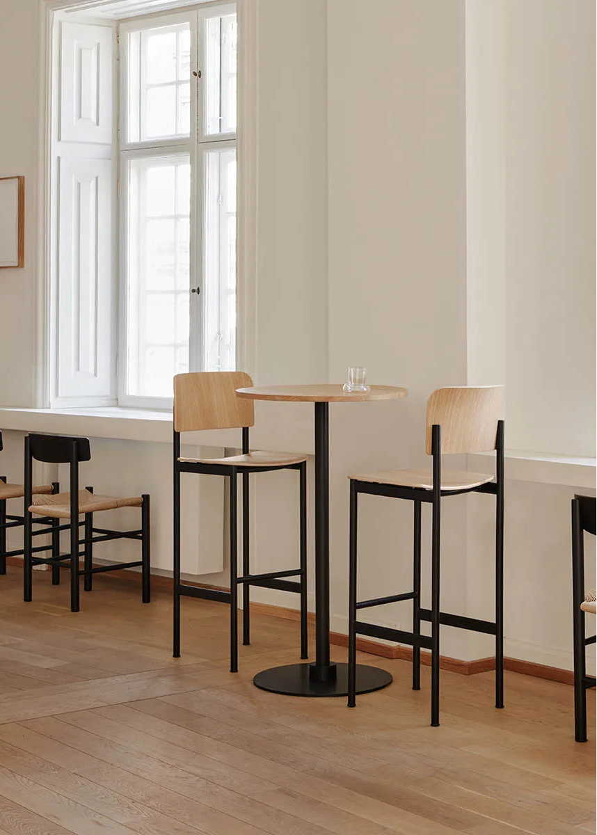 Plan Barstool, eklack från Fredericia Furniture - 2 - Jacobsen Plus