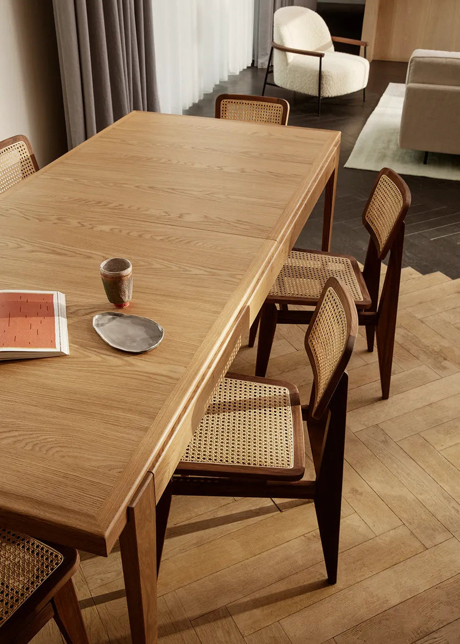 C-Chair American Walnut Oiled från GUBI - 2 - Jacobsen Plus