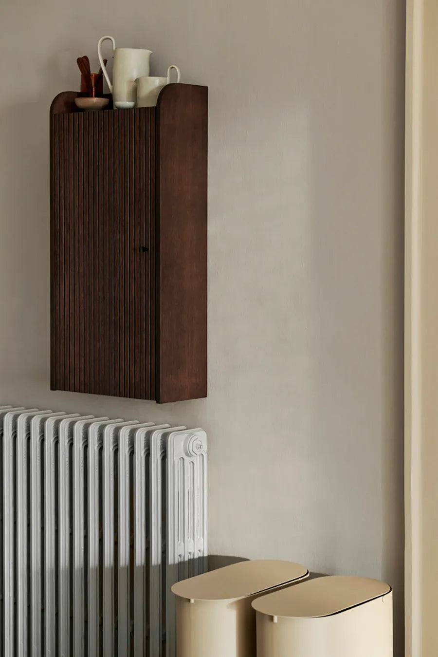 Sill väggskåp från Ferm Living - 2 - Jacobsen Plus