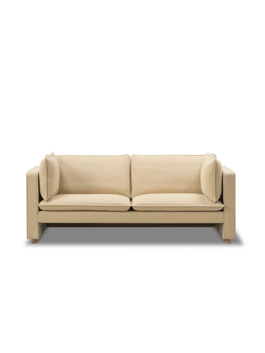 Jota 2 pers. Soffa, vidar 323 från Fredericia Furniture - Med Armhynder - Jacobsen Plus