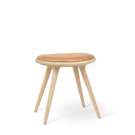 Low Stool, såpbehandlad ek, Pista Sand läder, 47 cm pall från Mater - 1 - Jacobsen Plus
