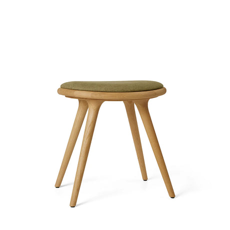 Low Stool, oljad ek, Kvadrat Clay 0017, 47 cm pall från Mater - Jacobsen Plus