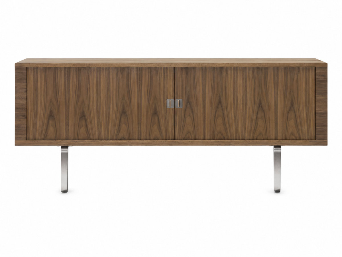 CH825 Credenza Skänk av Hans J. Wegner - Valnöt / Olie / Rostfri stål - Jacobsen Plus
