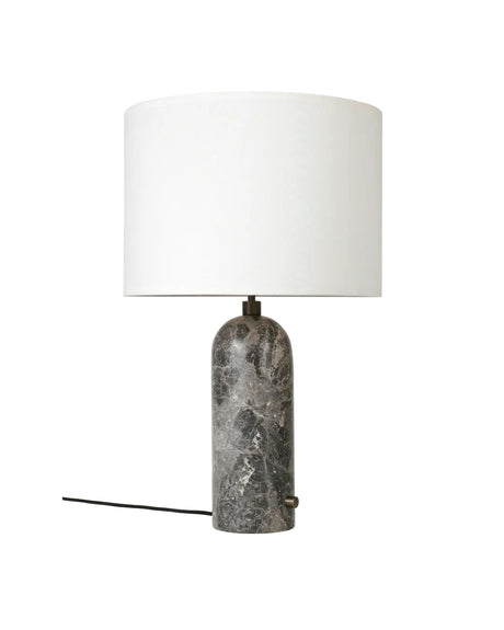 Gravity Stor bordslampa, vit skärm från GUBI - Svart stål - Jacobsen Plus