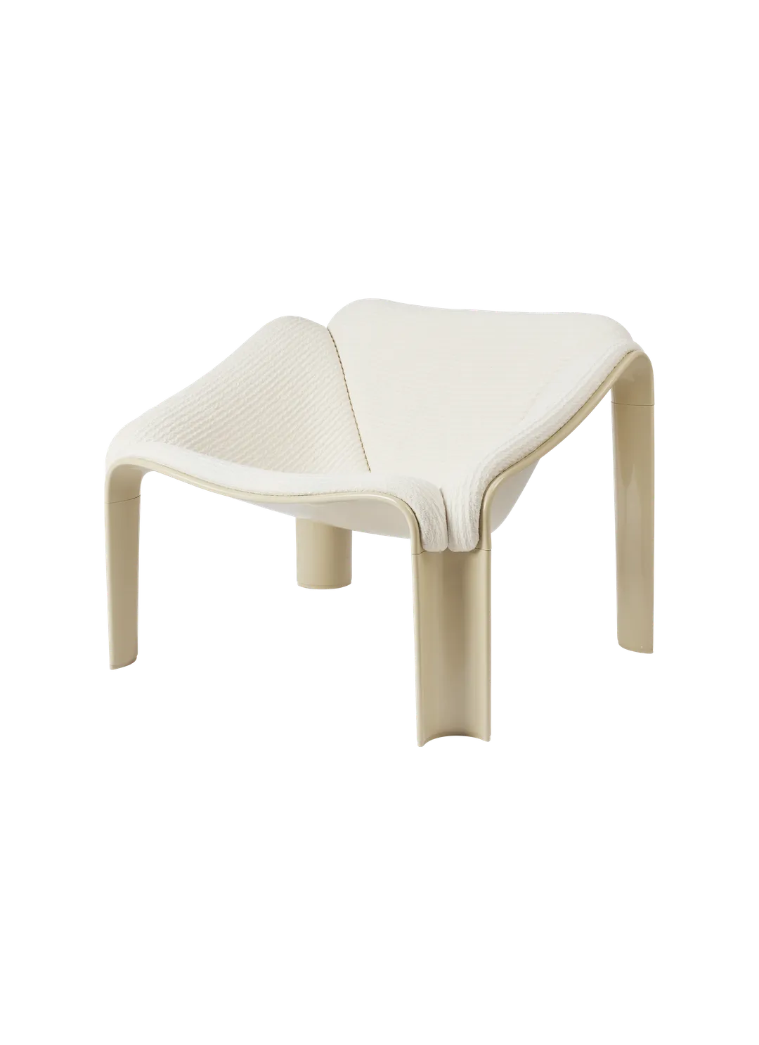 F300 loungestol från Gubi - Pastel Green - Alberobello Limonta 027 - Jacobsen Plus