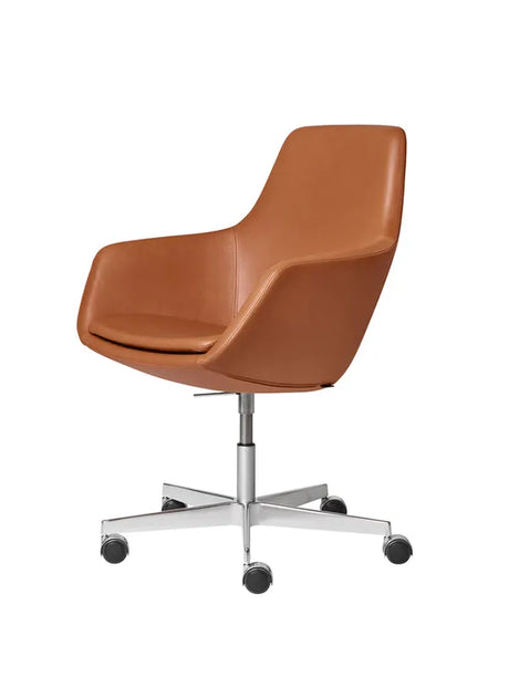 Liten Giraff Kontorsstol av Arne Jacobsen - Rosa, Capture / Satinpoleret aluminium - Jacobsen Plus