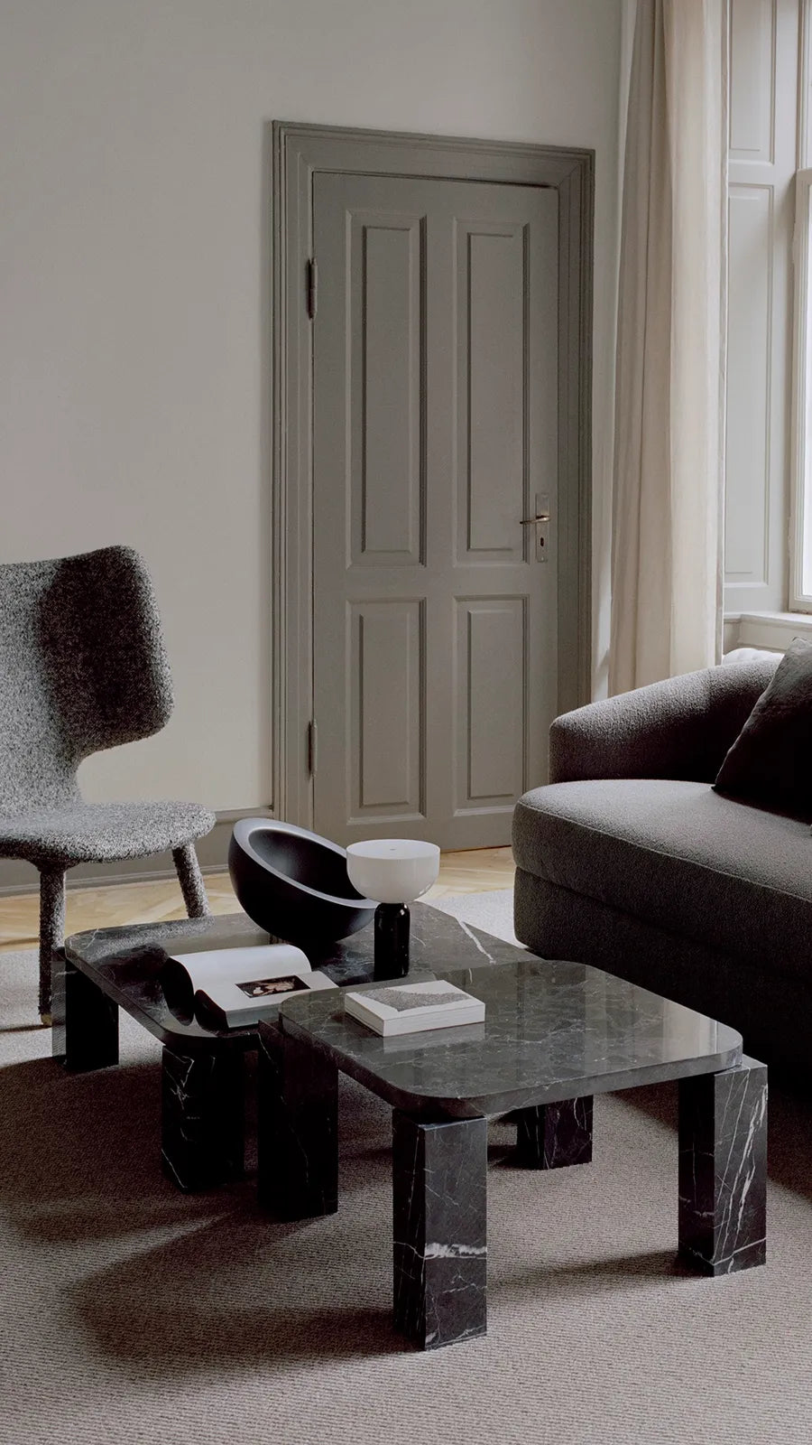 Atlas Soffbord 600x600, Costa Svart Marble från New Works - 4 - Jacobsen Plus