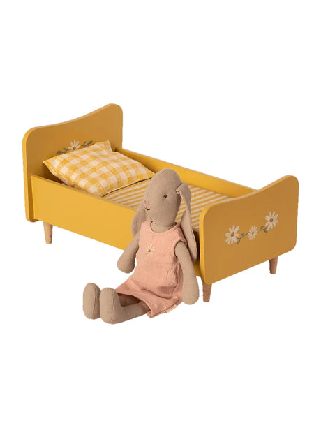 Träsäng i gul, mini från Maileg - 2 - Jacobsen Plus