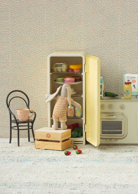 Miniatyrkylskåp - Mint från Maileg - 2 - Jacobsen Plus