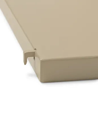 Punctual - Solid Metal Shelf från Ferm Living - Light grey - Jacobsen Plus