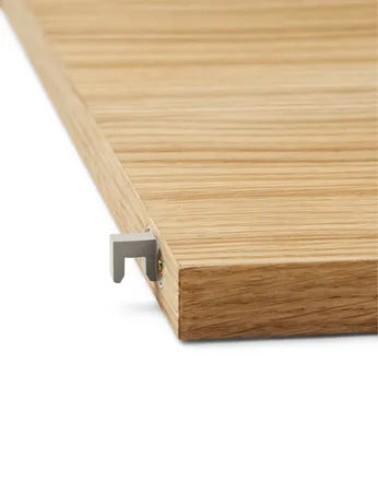 Punctual - Oak Shelf från Ferm Living - Light grey - Jacobsen Plus