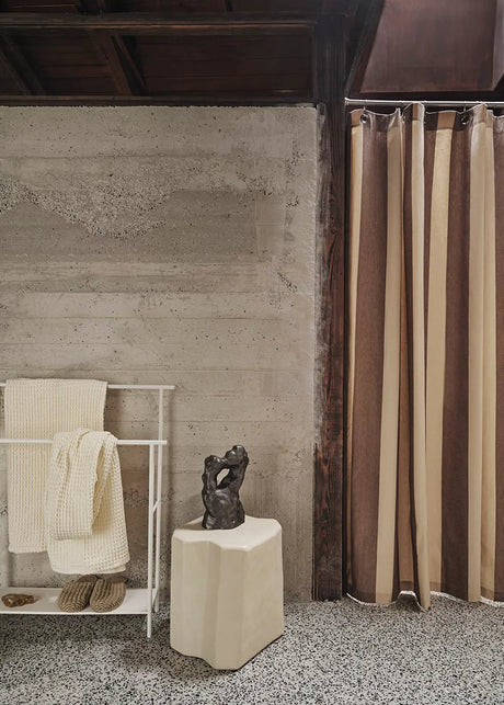 Chambray Duschdraperi från Ferm Living - Sand - Jacobsen Plus
