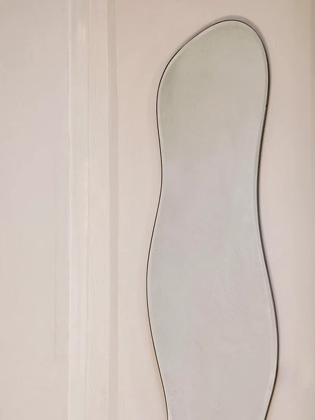 Pond Mirror Full Size, mässing från Ferm Living - 2 - Jacobsen Plus