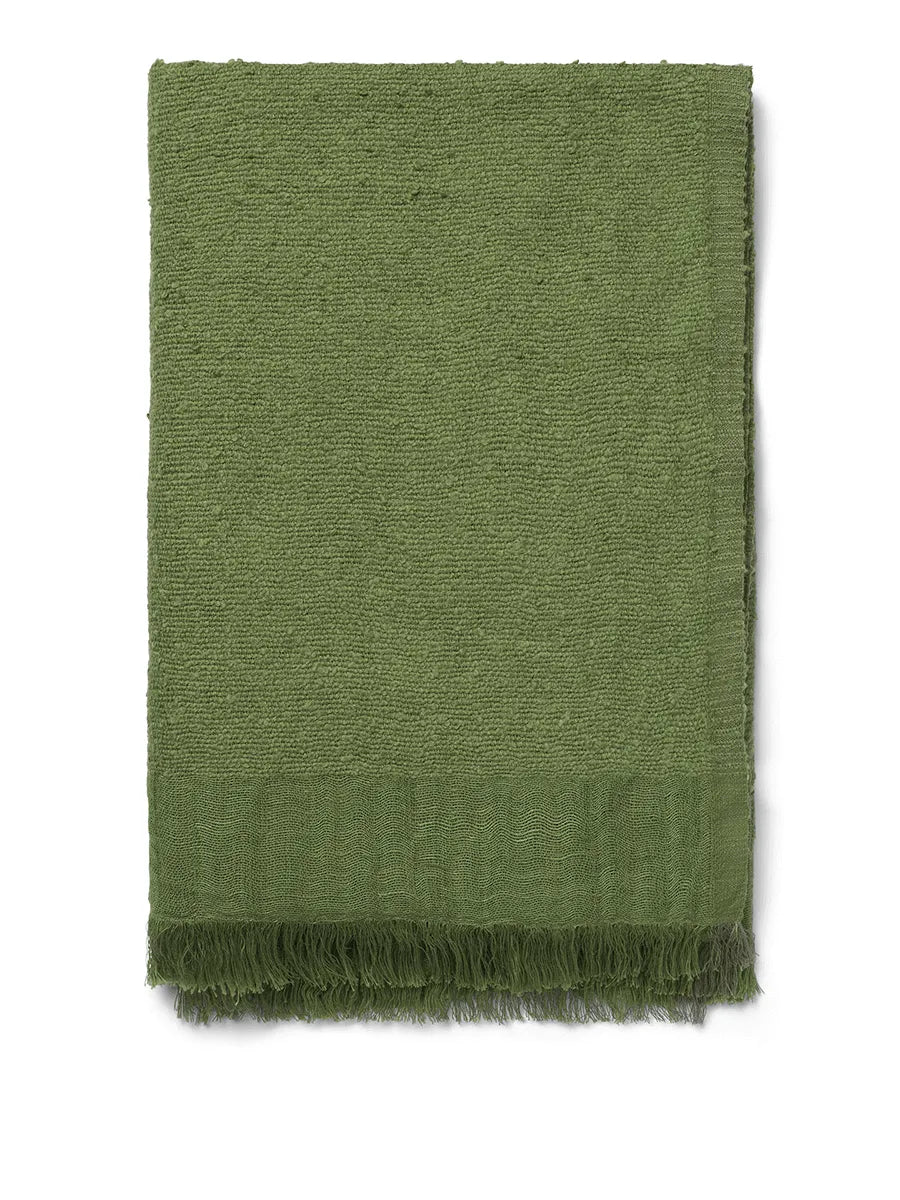 Weaver Pläd från Ferm Living - Avocado - Jacobsen Plus