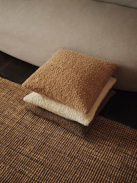 Moor Cushion från Ferm Living - Dark Pecan - Jacobsen Plus