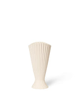 Fountain Vase 20 från Ferm Living - 1 - Jacobsen Plus