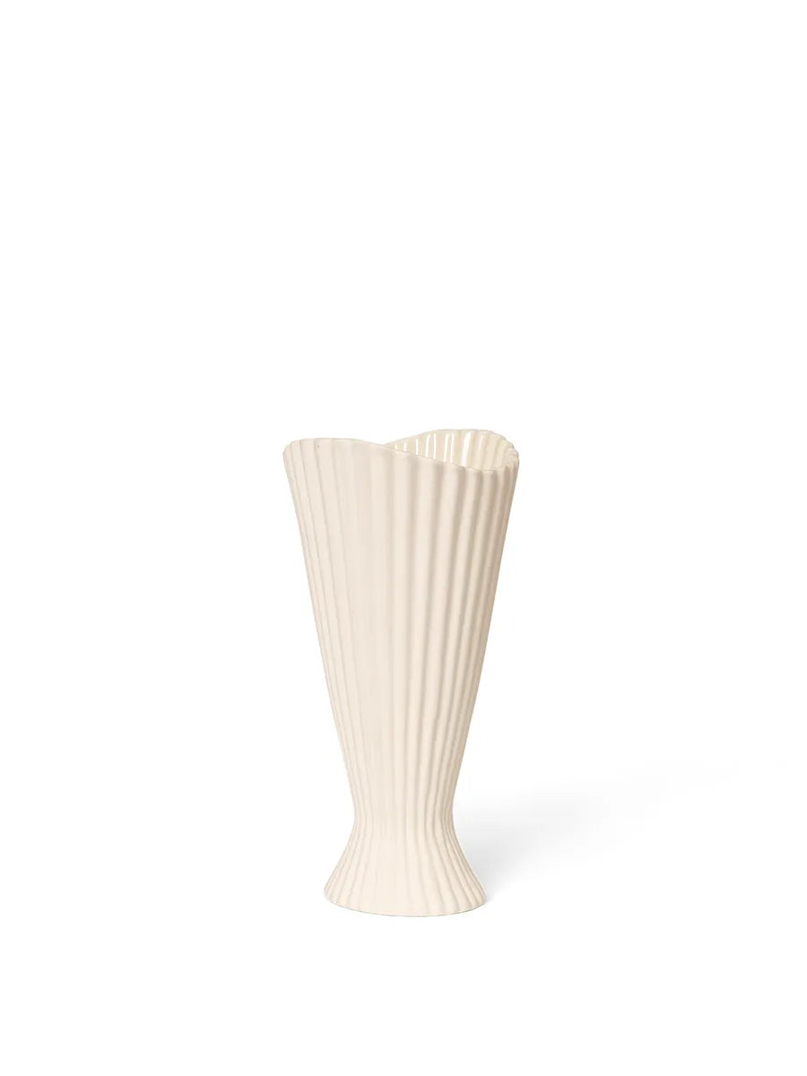 Fountain Vase 20 från Ferm Living - 3 - Jacobsen Plus