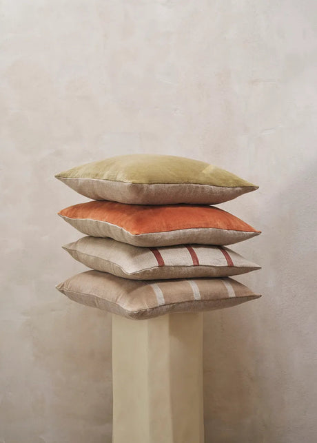 Senti Kudde från Ferm Living - Khaki - Jacobsen Plus