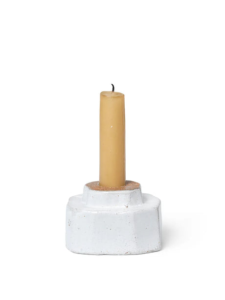 Kurinu ljusstake från Ferm Living - Honey - Jacobsen Plus
