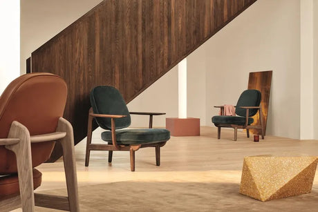 Fred Fåtölj, oljad ek från Fritz Hansen - Christianshavn - 1110 Yellow - Jacobsen Plus