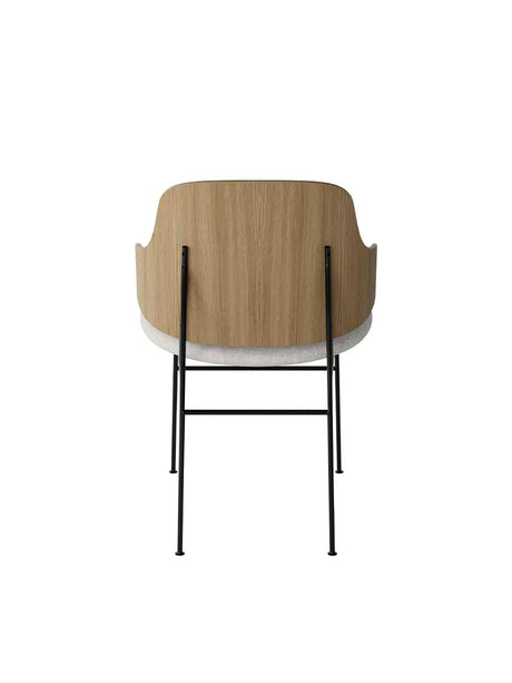 The Penguin matstol, klädd från Audo Copenhagen - Walnut / Re-wool 218 - Jacobsen Plus