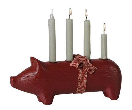 Maileg - Träljusstake Röd Gris, Medium Advent - 2 - Jacobsen Plus