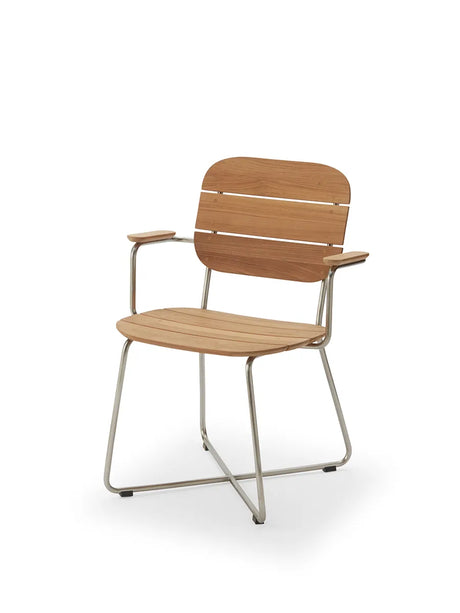 Skagerak Lilium armstol från Fritz Hansen - Jacobsen Plus