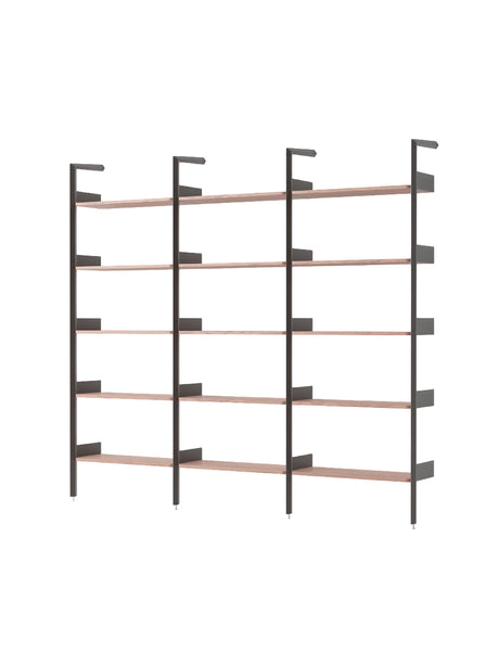 Rombe, Configuration F från &Tradition - Alabaster w. Alabaster shelves - Jacobsen Plus