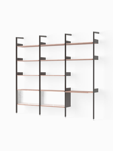 Rombe, Konfiguration J från &Tradition - Alabaster w. Alabaster shelves - Jacobsen Plus