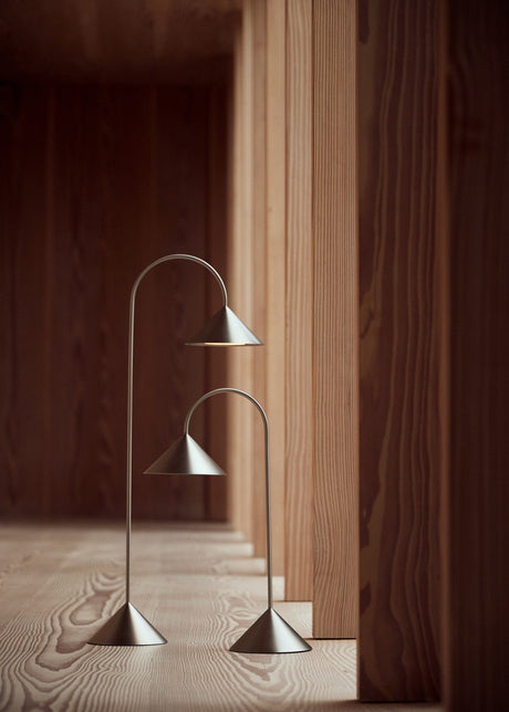 Grasp Portabel lampa, H72 från Frandsen - Matt black - Jacobsen Plus