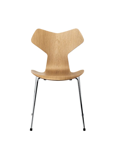 3130 Grand Prix stol i naturfanér av Arne Jacobsen - Valnöt - Jacobsen Plus