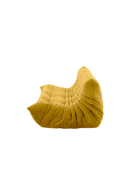 Togo Stor Soffa från Ligne Roset - Alcantara Curry Y116 - Jacobsen Plus
