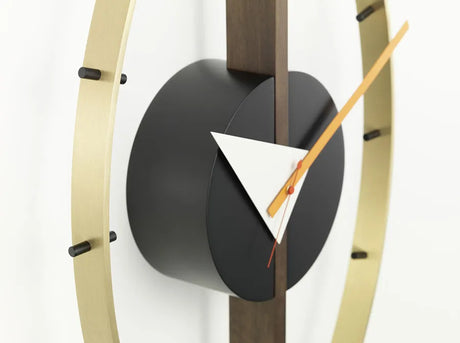 Eye Clock från Vitra - 5 - Jacobsen Plus