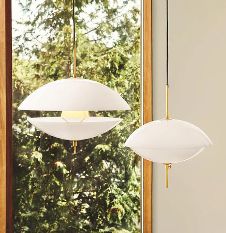 Musselpendel från Fritz Hansen - Ø44 cm - Jacobsen Plus