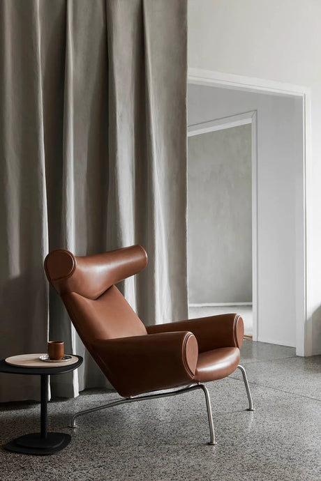 Ox Chair av Hans J. Wegner - Clay 12 tekstil - Borstad rustfrit stål stel - Jacobsen Plus