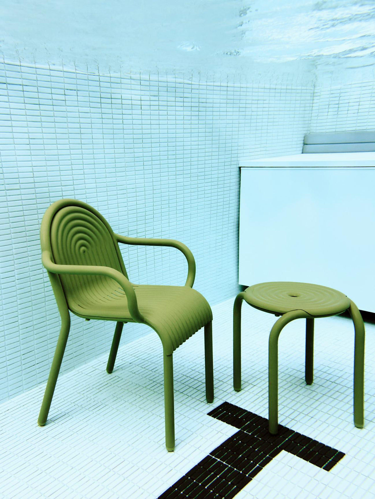 Groove Stool från Tom Dixon - 2 - Jacobsen Plus