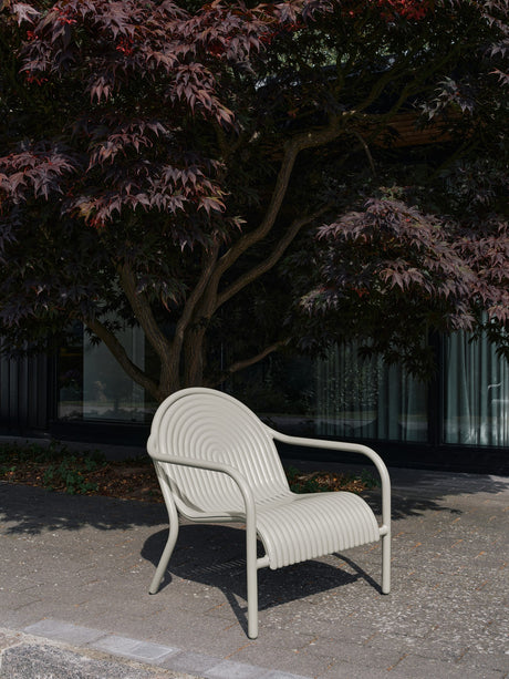 Groove loungestol för utomhusbruk från Tom Dixon - Lounge Moss - Jacobsen Plus