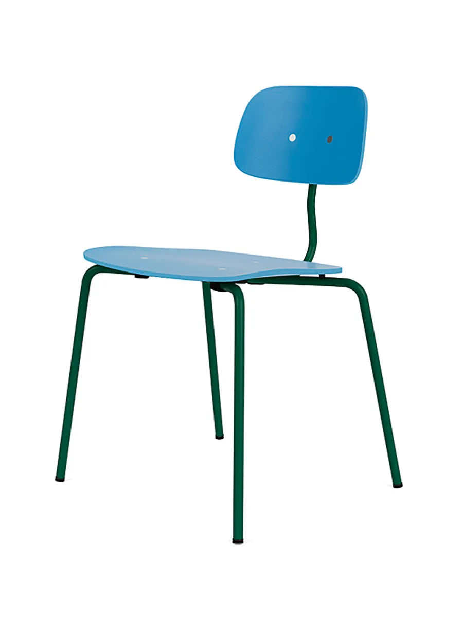Kevi 2060 stol i Azure från Montana - 136 Pine - Jacobsen Plus