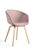 About a Chair AAC23 från Hay