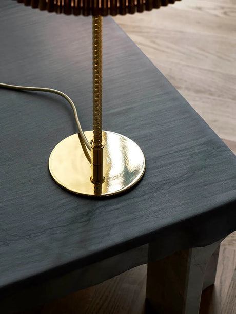 9209 Bordslampa från GUBI - 4 - Jacobsen Plus