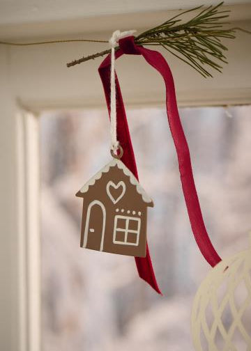 Pepparkakshus för upphängning – My Nostalgic Christmas från Ib Laursen - 2 - Jacobsen Plus