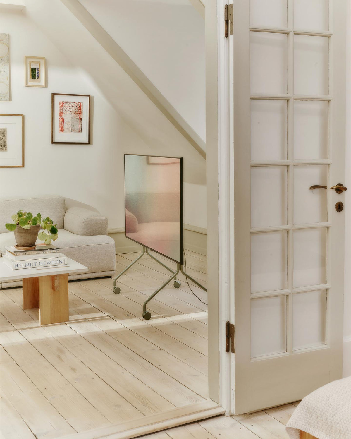 Pedestal - Moon Regular TV-stativ - 9 - Jacobsen Plus
