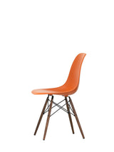 Eames Plastic Side Chair DSW, mörkbetsat lönnträ från Vitra - 14 - Jacobsen Plus