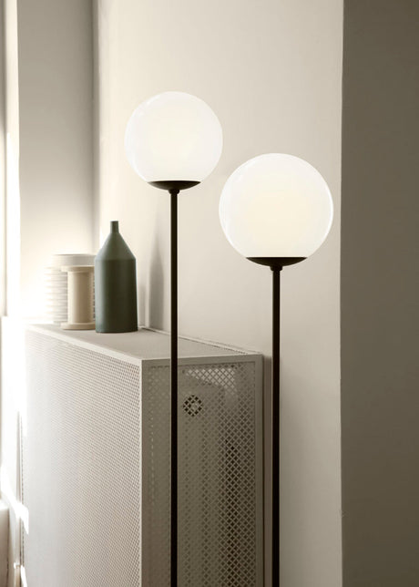 Model 1081 Golvlampa från Astep - 168 cm - Jacobsen Plus