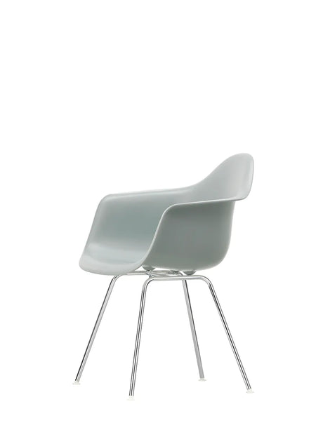 Eames Plastic Armchair DAX, förkromad från Vitra - Mustard - Jacobsen Plus