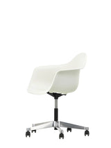 Eames Plastic Armchair PACC från Vitra - 9 - Jacobsen Plus