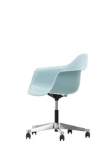 Eames Plastic Armchair PACC från Vitra - 12 - Jacobsen Plus